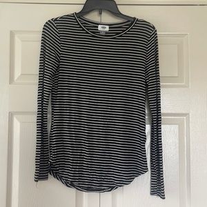 Old Navy Striped Long Sleeve Crew Neck Shirt